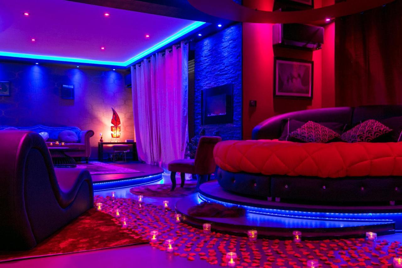 טולוז L'Insolite Spa Privatif "Suite Luxueuse-Jacuzzi" מראה חיצוני תמונה