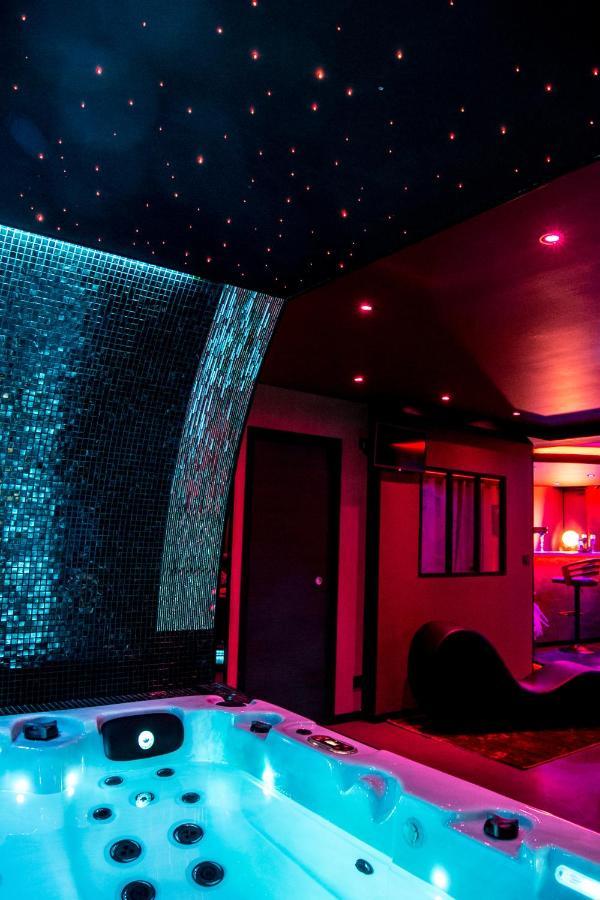 טולוז L'Insolite Spa Privatif "Suite Luxueuse-Jacuzzi" מראה חיצוני תמונה