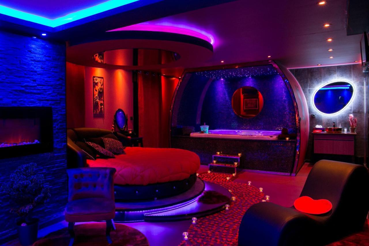טולוז L'Insolite Spa Privatif "Suite Luxueuse-Jacuzzi" מראה חיצוני תמונה