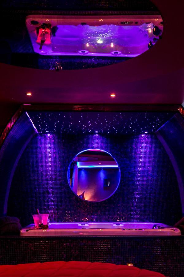 טולוז L'Insolite Spa Privatif "Suite Luxueuse-Jacuzzi" מראה חיצוני תמונה